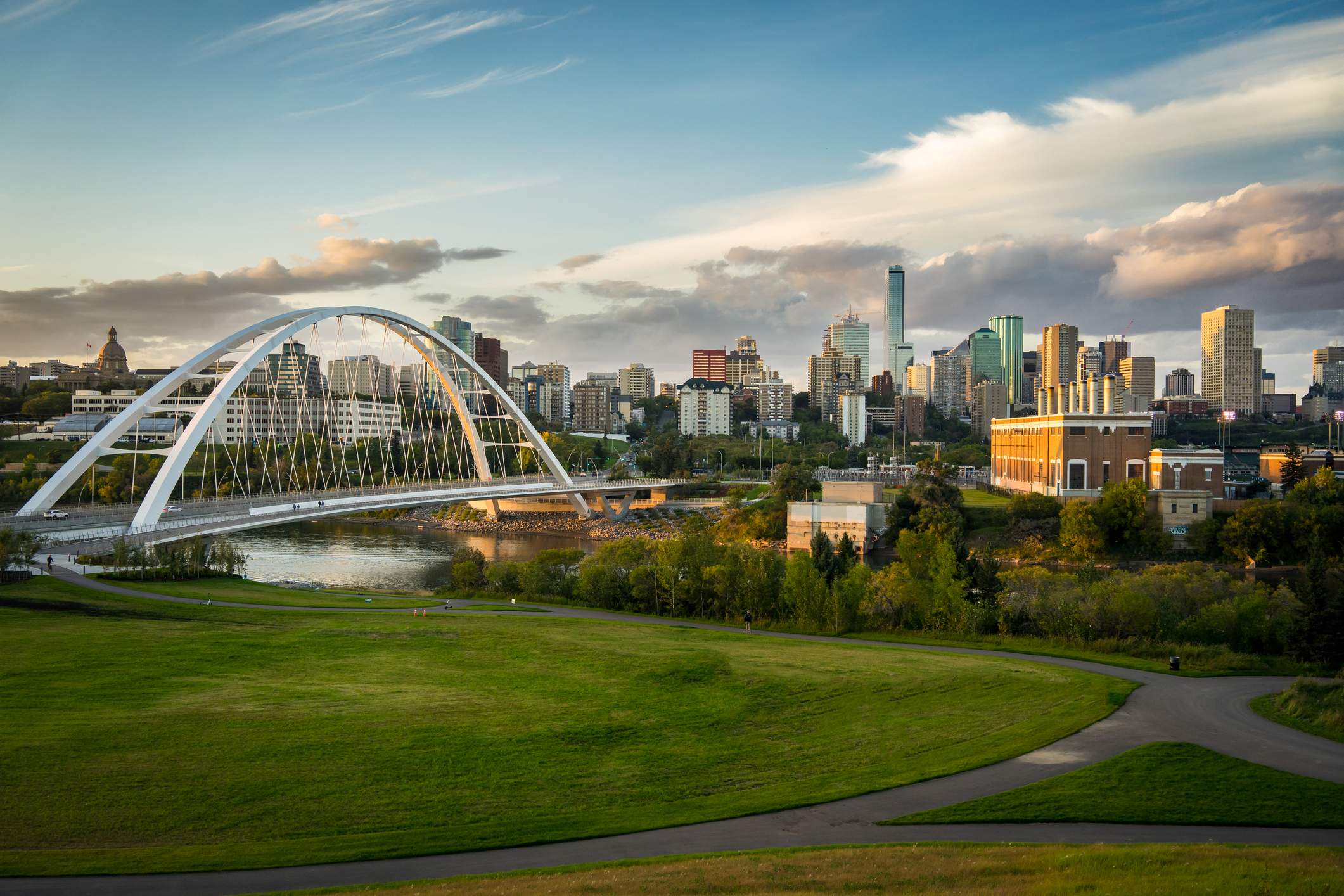 2026 Edmonton Insurance Rate Trends: Affordable Tips