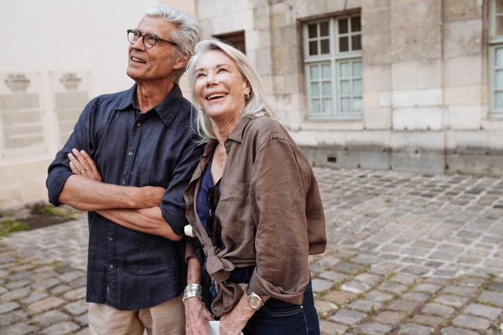 Retired couple travelling