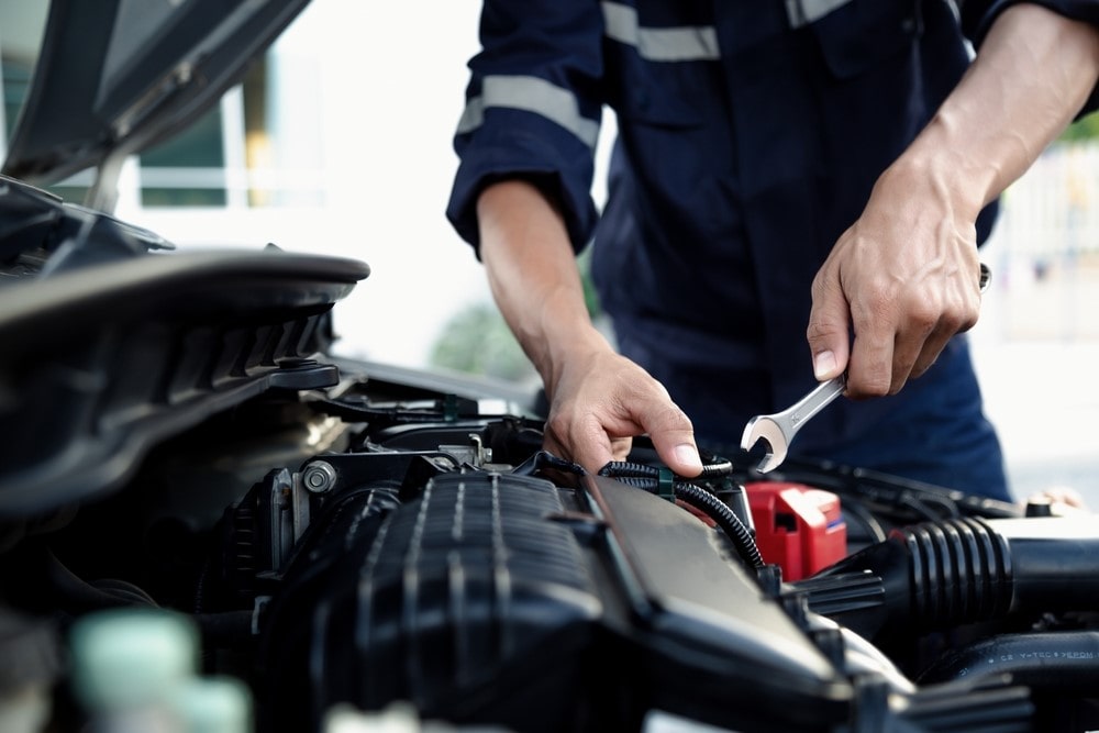 How to Insure a Mobile Mechanic