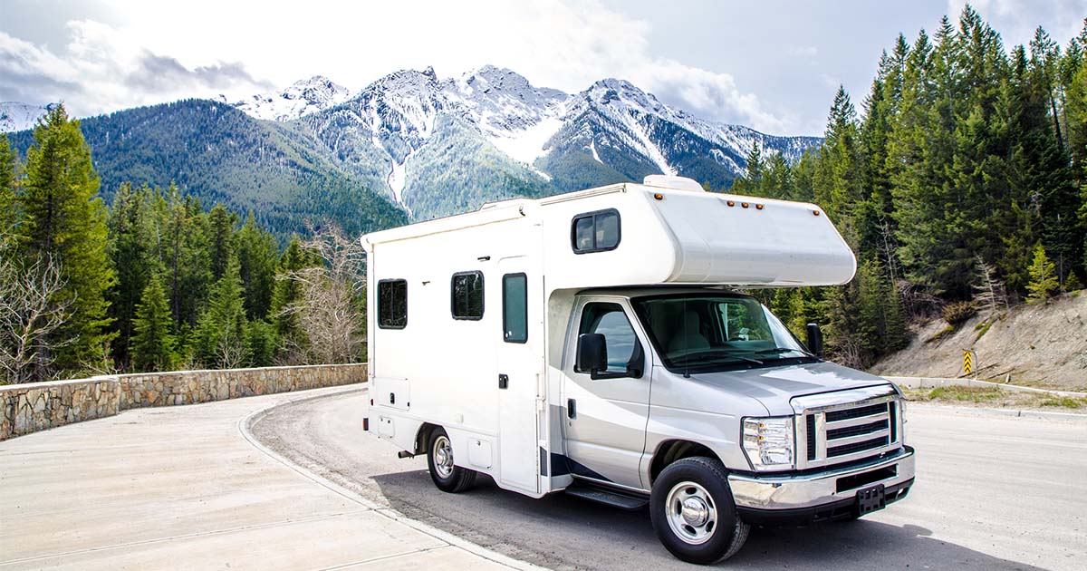 5 RV Driving Tips to Avoid Accidents