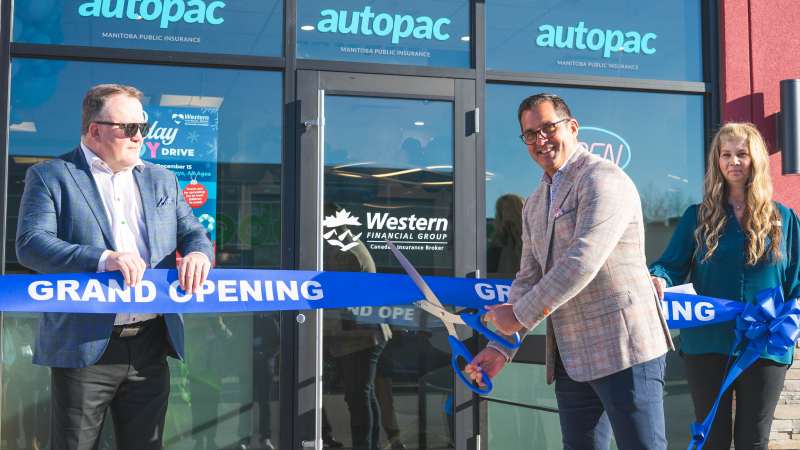 Western_Financial_Group_Winnipeg_Grand_Opening_Grant_Ostir.jpg
