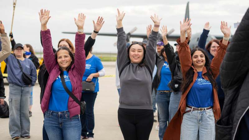 Winnipeg_Plane_Pull_2.jpg