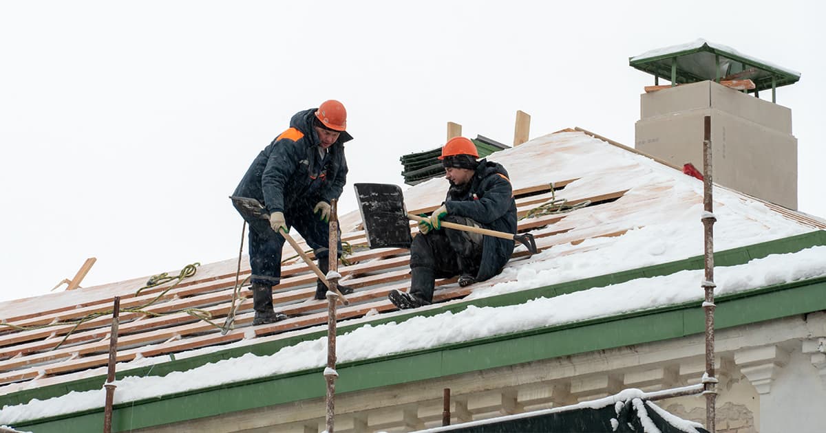 What Insurance Do Alberta Roofers Need?
